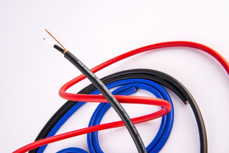 Van Damme Pro Grade Unbalanced Pro-patch cable (164', Black) Van Damme Pro Grade Unbalanced Pro-patch cable (164', Black)